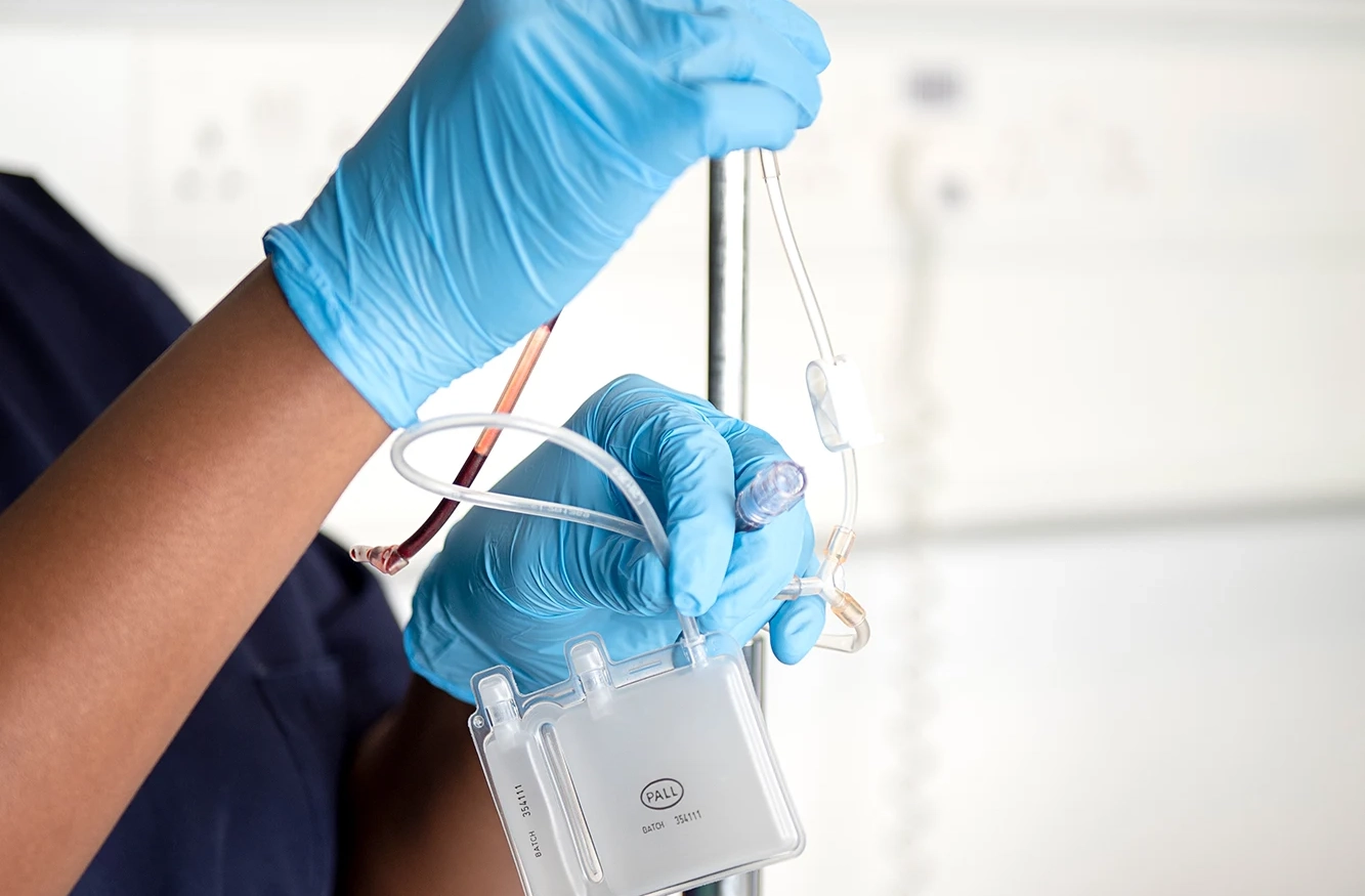 Pall Medical’s Sterile Collection Bag features a sterile exterior for both vaginal and C-section collections, eliminating extra steps and reducing contamination risk.   