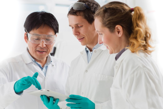 Pall Medical Laboratory team - OEM membranes and Devices