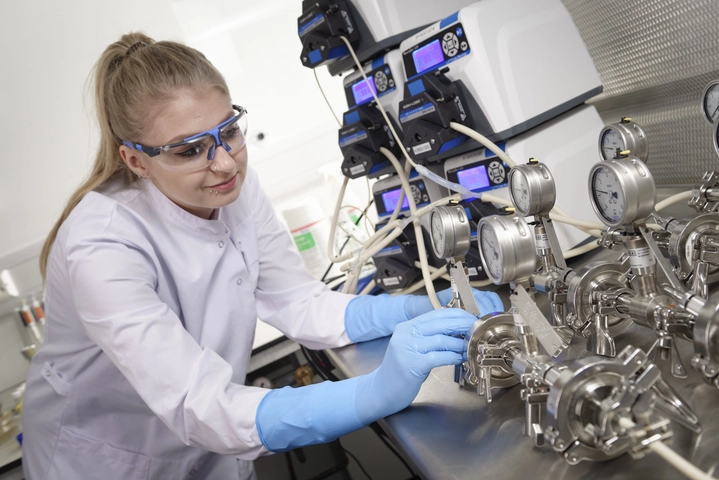 Sterilizing-grade filter integrity testing using automated pressure-decay systems