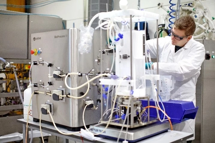 Fig 4. Cytiva custom-designed a single-use viral inactivation system for Chugai's pilot plant. 