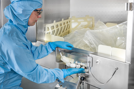 Xcellerex™ mag mixer biocontainer bag in tank