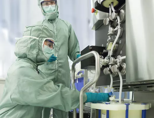 Maximize up-time through single-use technology card image