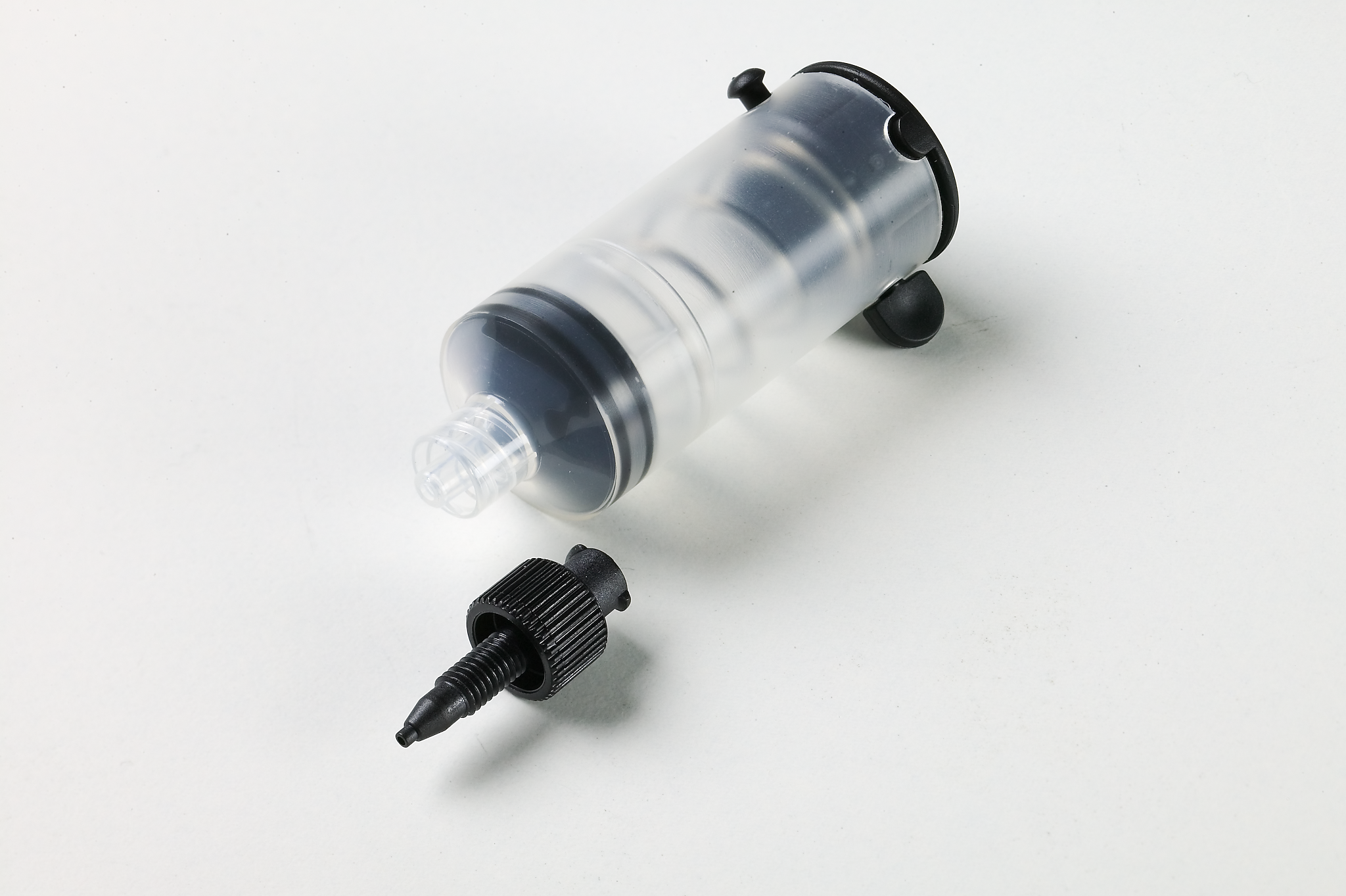 Tricorn storage/shipping device