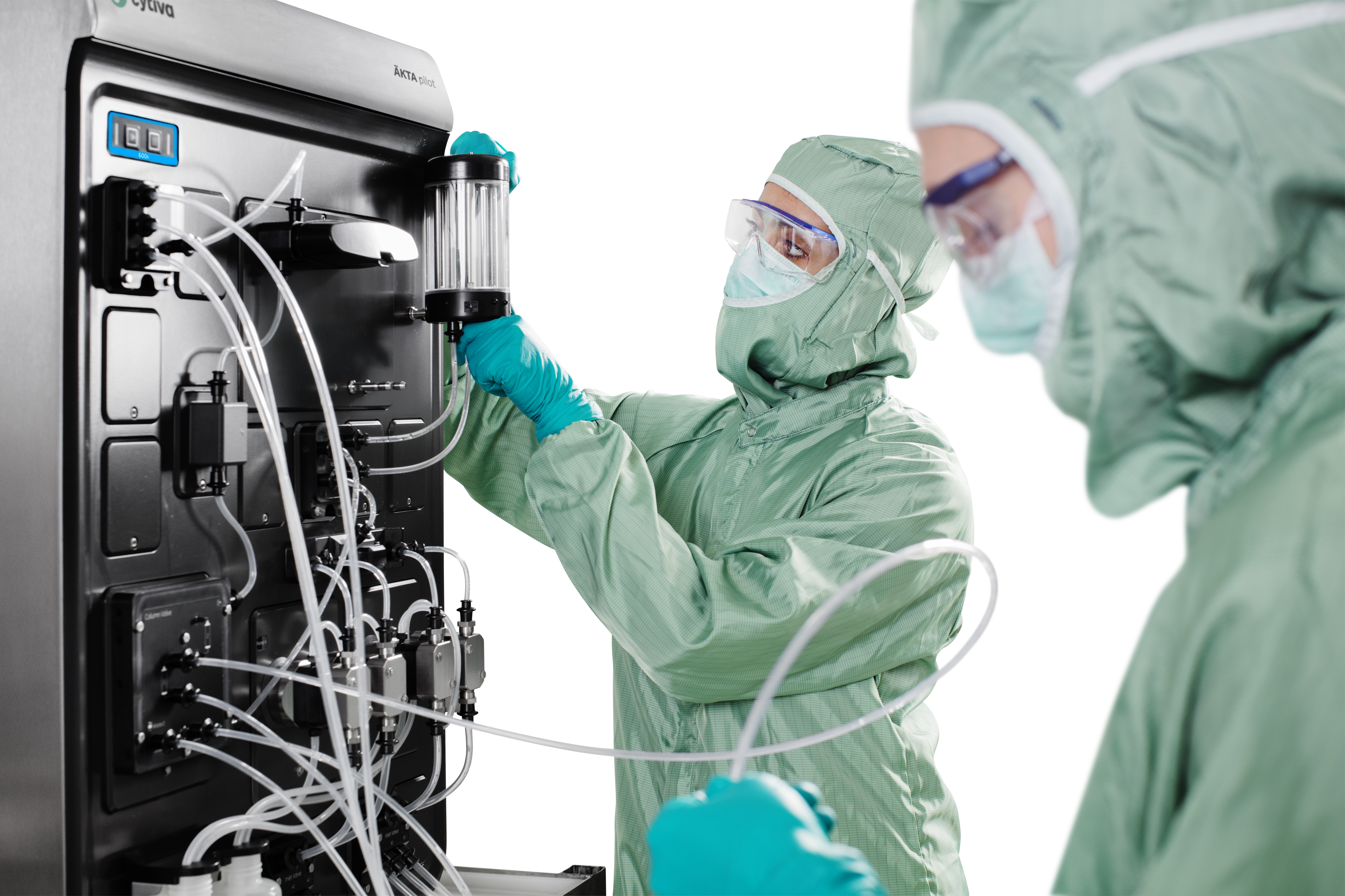 The ÄKTA pilot 600 chromatography system is designed to simplify the sanitization procedure.