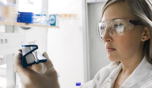 GE scientist holding MagRack