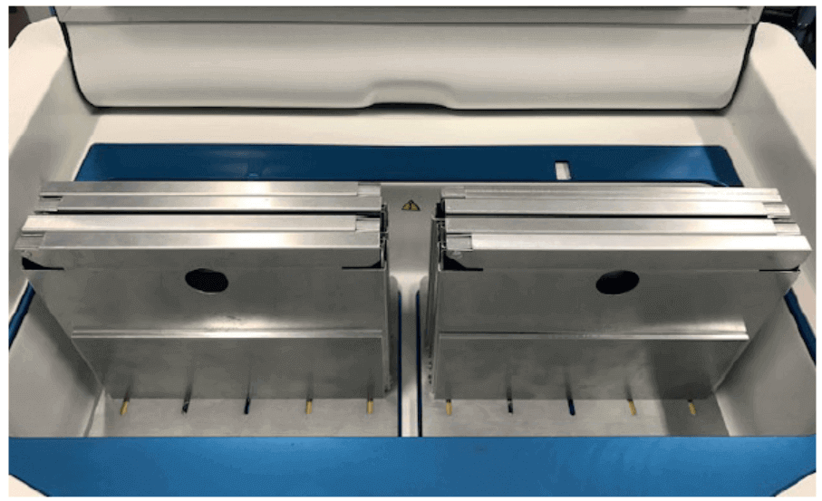 VIA Freeze Quad loaded with multiple sample plates for cryopreservation of up to eight 70 mL volumes.