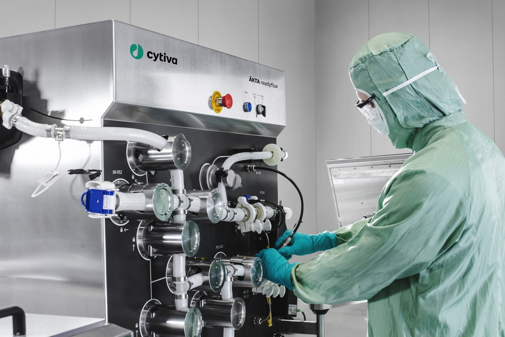 Cytiva’s ÄKTA readyflux, an automated single-use filtration system used in the two-step pDNA process.