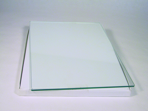 Glass plates, 18 &times; 24 cm